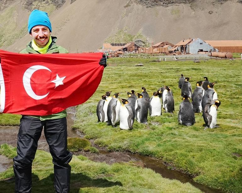 'Kuş dedektifi' Kovid-19 salgınından bunalanları doğaya davet etti