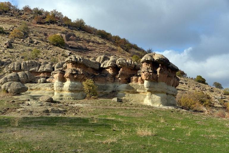 Bingöl'de 'külahlı taşlar'ın turizme kazandırılması isteniyor