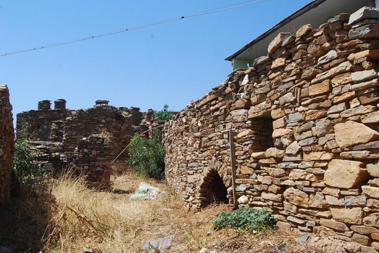 Kökeni 'Oğuz Türkleri'ne dayanan köy: Çalçakırlar