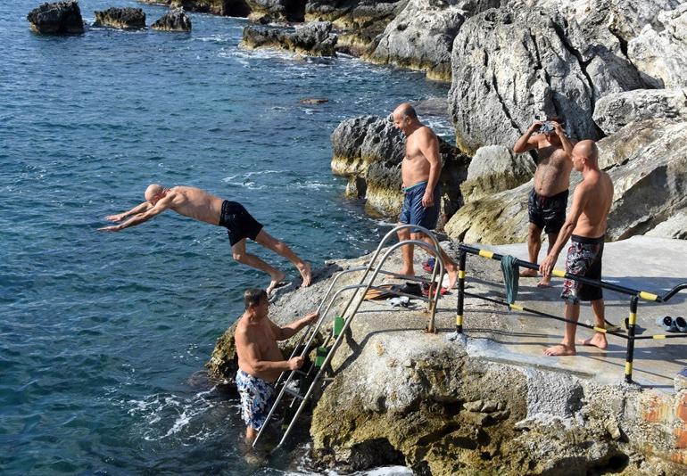 Demre'de kasım sonunda deniz keyfi