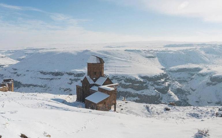 Türkiye'de kışın parlayan yıldızı: Kars