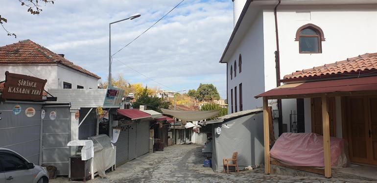 Sokağa çıkma kısıtlamasında 'kıyamet köyü'nde konaklamayı tercih ettiler