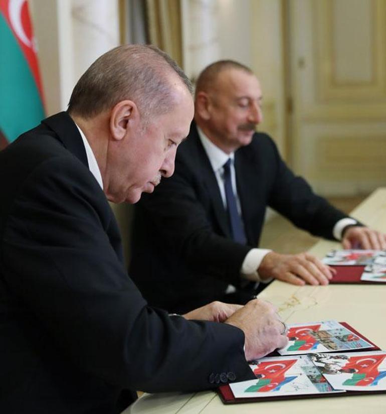 Son dakika... Azerbaycanda tarihi imzalar atıldı... Cumhurbaşkanı Erdoğandan flaş Ermenistan mesajı