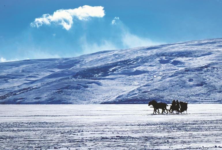 Yılın ilk kar taneleri düşerken en romantik manzaralı 10 adres