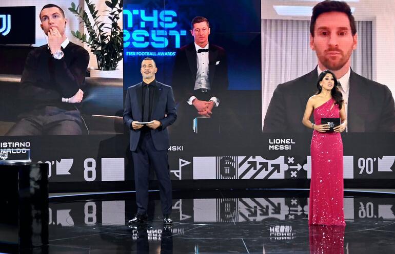 Son Dakika | FIFA yılın en iyi futbolcusu oylamasında Ronaldo ve Messi'nin oyları olay oldu!