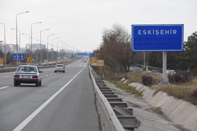 Son dakika haberler: Şehir tabelalarında yeni dönem Nüfus ve rakım gitti, adları kaldı