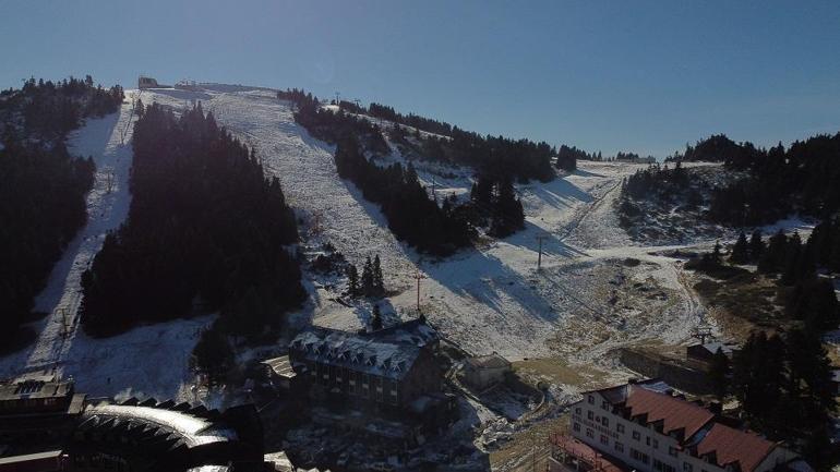 Uludağ'da turist çok, ama kar yok