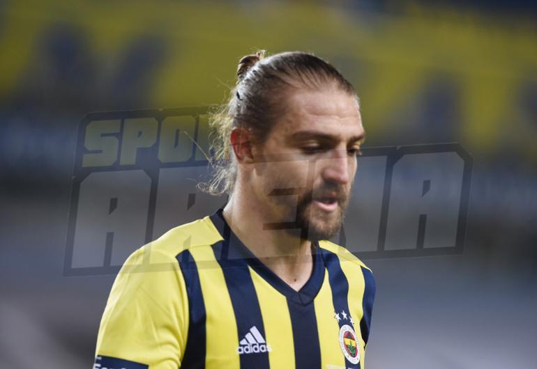 Kadıköy'de gergin anlar! Caner Erkin tepki gösterdi ve Erol Bulut...