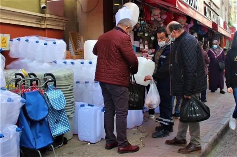 They lined up to buy a boat that will cut off the water for 48 hours.