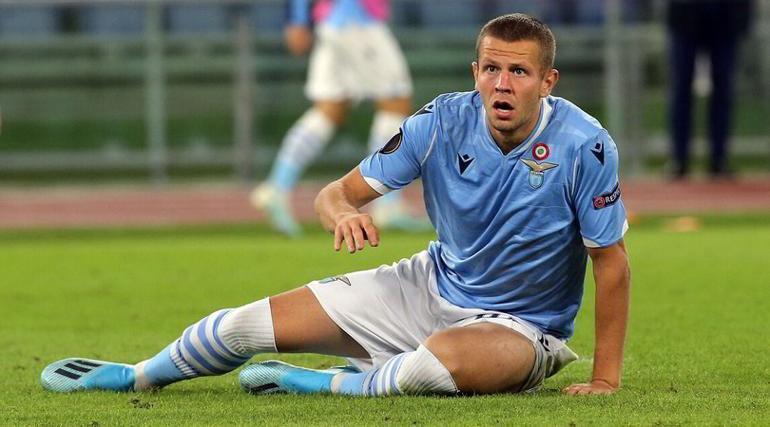 Fenerbahçe'de stopere son aday Lazio'dan Denis Vavro