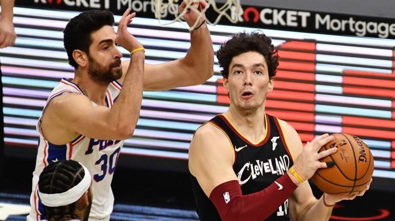 NBA'de Gecenin Sonuçları | Dallas, Clippers maçının devresine 50 sayı farkla girdi! Rekor...