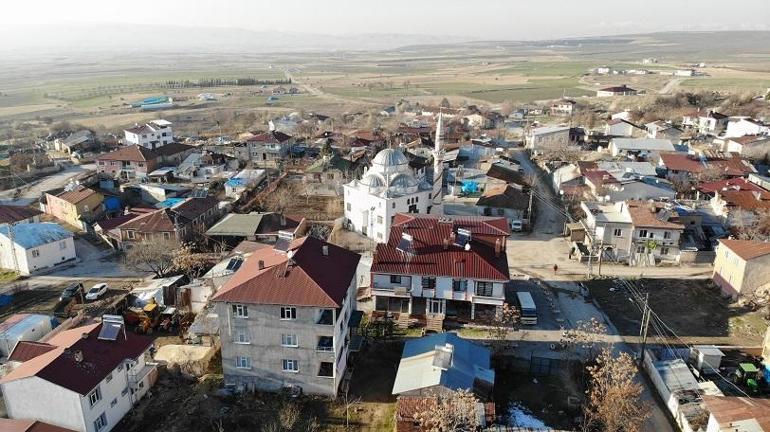 Referanduma giden o köy, mahalle olmanın mutluluğu yaşıyor