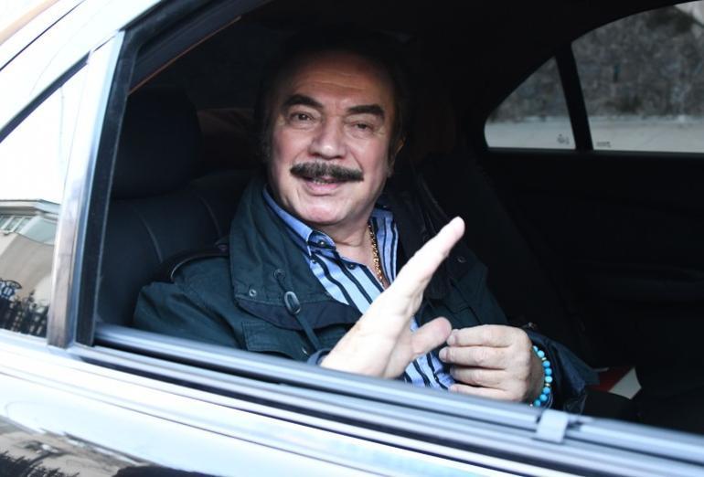 Orhan Gencebay: Bu da geçer