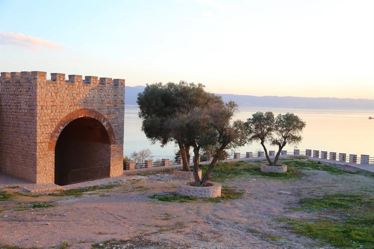 1400 yıllık tarihi Hereke Kalesi turizme açılmaya hazırlanıyor