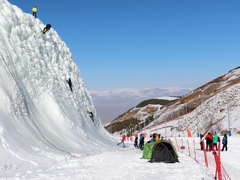 Palandöken'de zipline hattı ve buz duvarı, macera sevenleri ağırlıyor