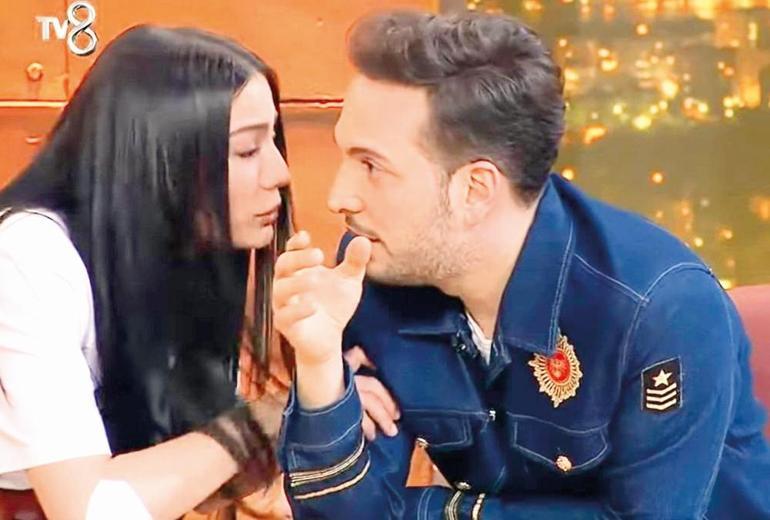 Demet Özdemir ve sevgilisi Oğuzhan Koç'tan romantik poz