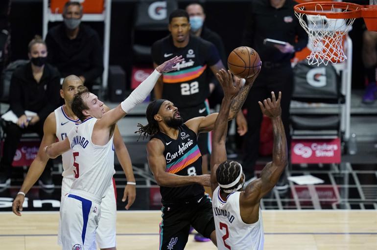 NBA'de Gecenin Sonuçları | Los Angeles Lakers kazanmaya devam ediyor!