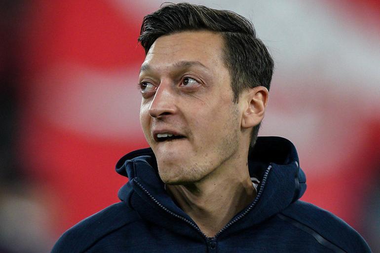 Güntekin Onay: Mesut Özil gerçek bir futbol sanatçısı