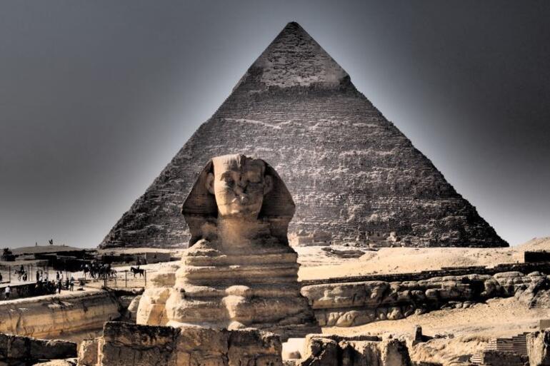 Geçmişe açılan bir pencere… Eğik piramit ve Eski Mısır'a ait gizemli kalıntılar