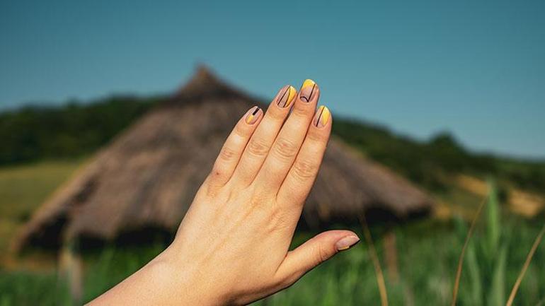 Tırnaklarınızı İhmal Etmeyin Evde Yapılabilecek ‘Nail Art’ Fikirleri