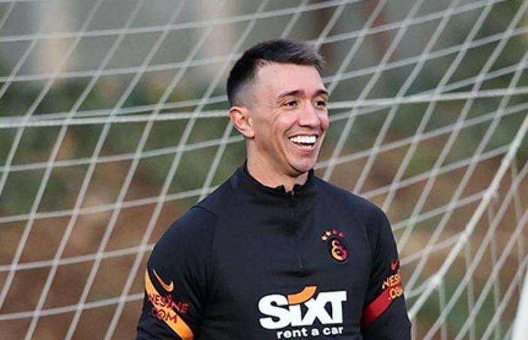 Fernando Muslera, Galatasaray formasıyla ligde 3. kez dalya diyecek