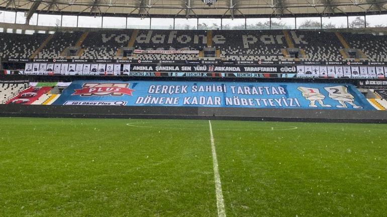 Beşiktaş - Galatasaray derbisi öncesi Vodafone Parkta son durum Kar yağışı sonrası...