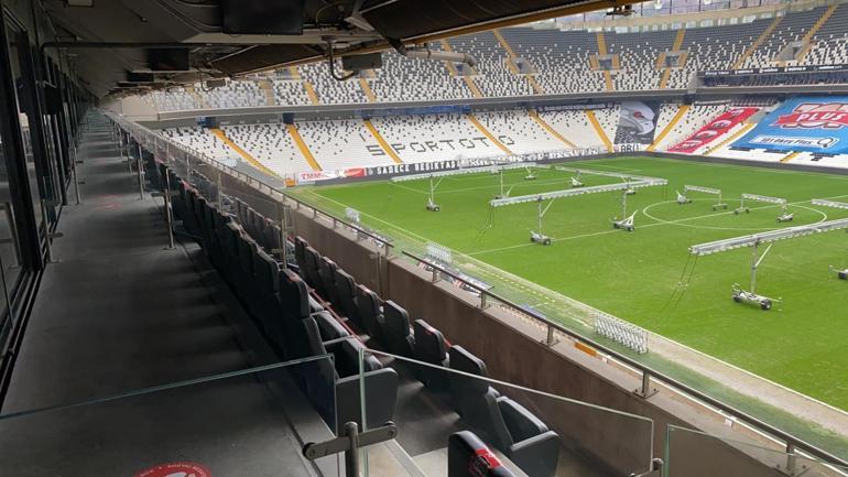 Beşiktaş - Galatasaray derbisi öncesi Vodafone Parkta son durum Kar yağışı sonrası...