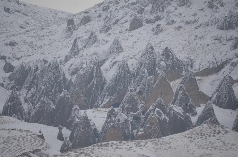 12 bin kilometre uzaktan gelen turistler Ihlara’ya hayran kaldı