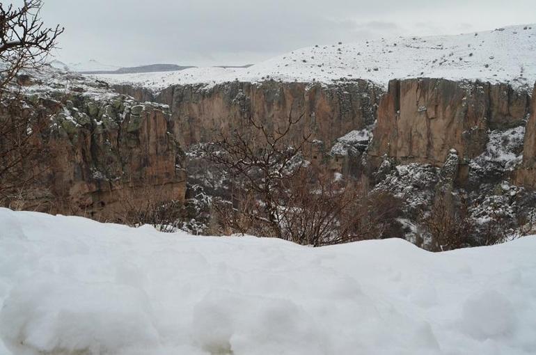 12 bin kilometre uzaktan gelen turistler Ihlara’ya hayran kaldı