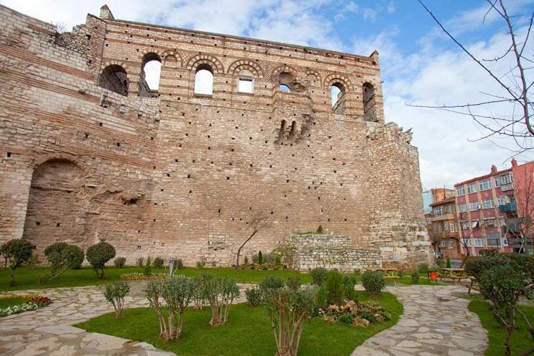 Tarihin izinde yolculuk: Yedikule, Samatya ve Cerrahpaşa