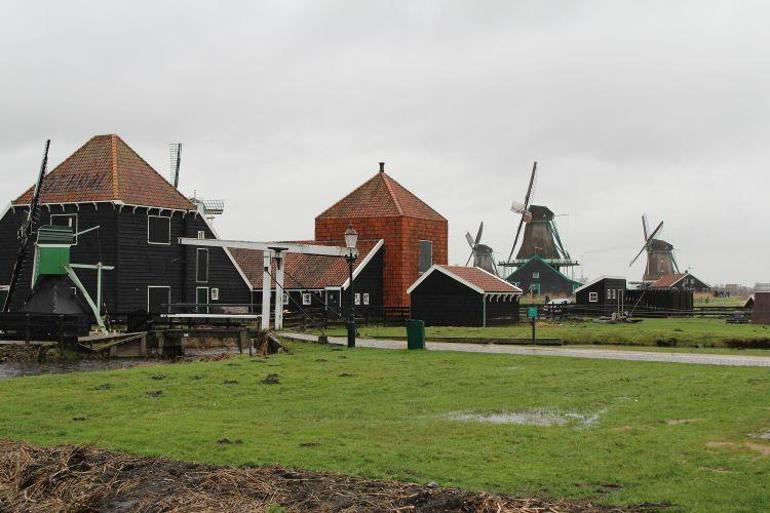 Hollanda’nın kakao kokulu köyü: Zaanse Schans