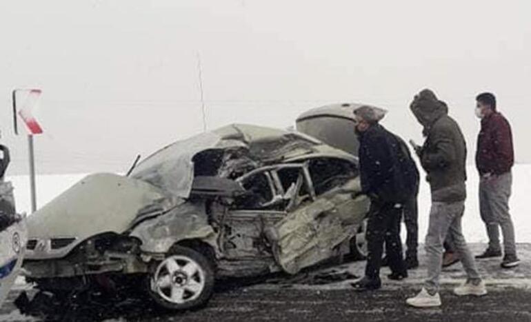 Erzurumda feci kaza Çok acı haber... Uzman çavuş, eşi ve oğlu öldü