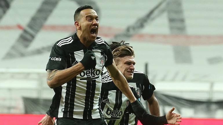 Beşiktaş'ta Josef de Souza'nın sözleşmesi uzuyor!