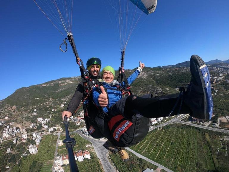 Bisikletiyle dünyayı gezen Japon fotoğrafçı Alanya turunu havadan yaptı