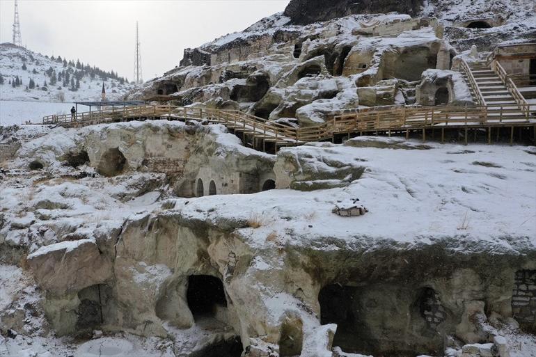 Tesadüfen ortaya çıkarılmıştı... Rus turistlerin akınına uğruyor