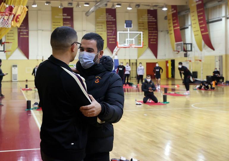 Galatasaray'da Fatih Terim'in gözünü dolduran ziyaret! Omar Elabdellaoui...