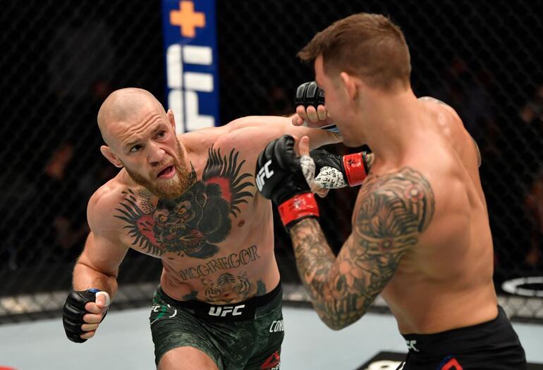 UFC'de Conor McGregor - Dustin Poirier maçı nefes kesti, ikinci raundda nakavt oldu!