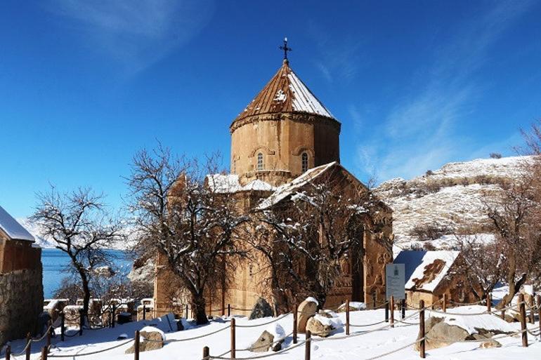 Van'ın turizmdeki göz bebeği: Akdamar Adası