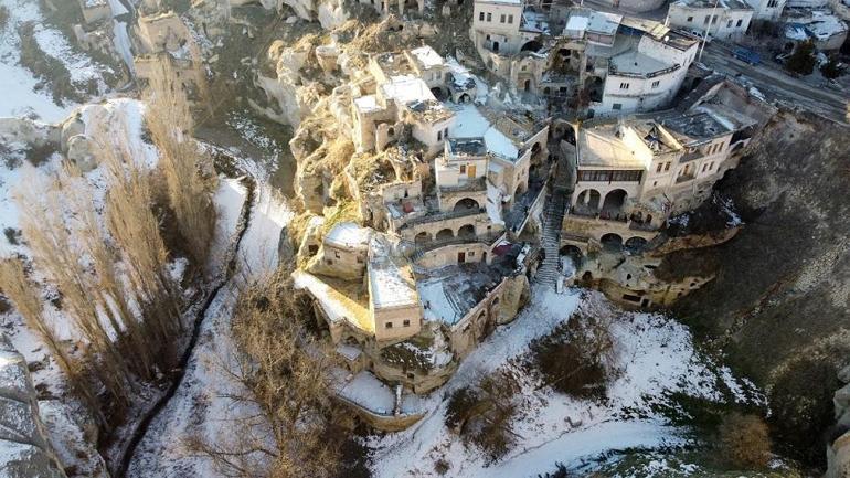 Kar altında bir masal diyarı: Kapadokya