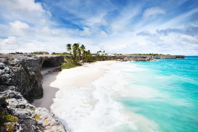 Barbados bir yıllık vize veriyor... 'Evden değil Karayipler'den çalışın'