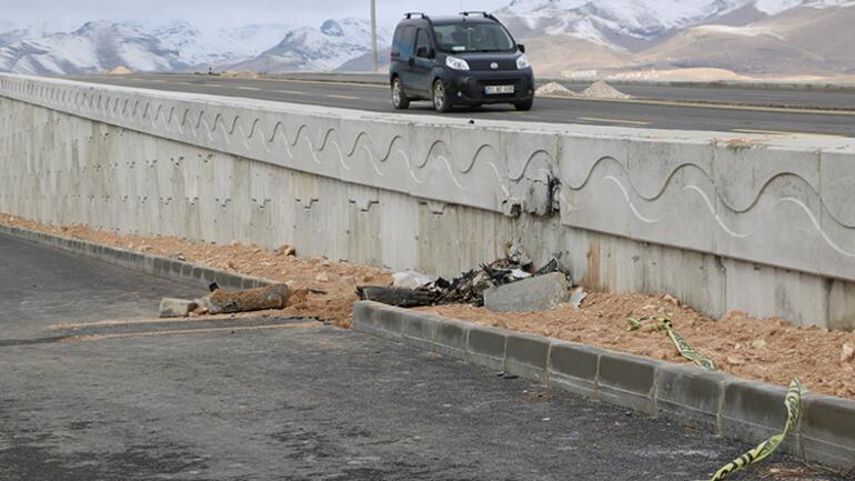 Niğdede feci kaza Köprü duvarına çarptı: 3 ölü