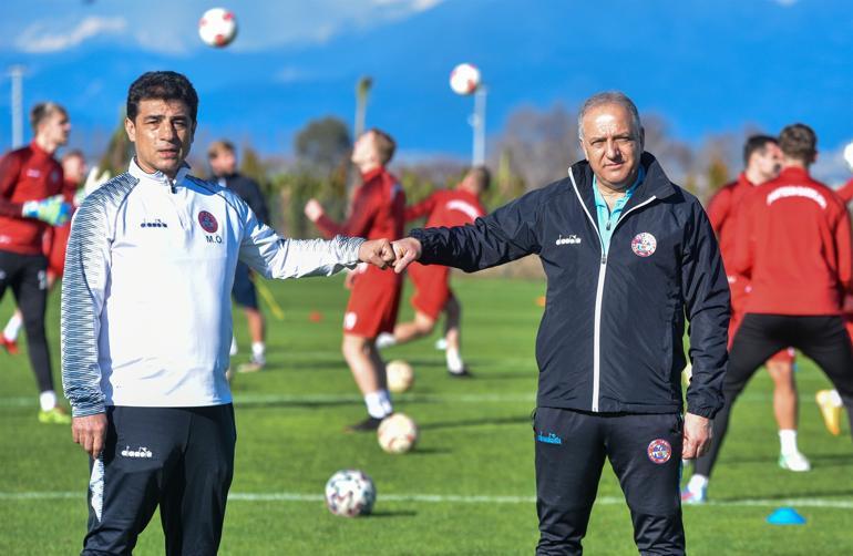 Başkanı ve teknik direktörü ’Türk’ Slovak takımı; Partizan Bardejov!