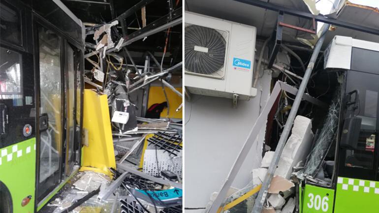 Adana’da korku dolu anlar Belediye otobüsü PTT binasına çarptı…