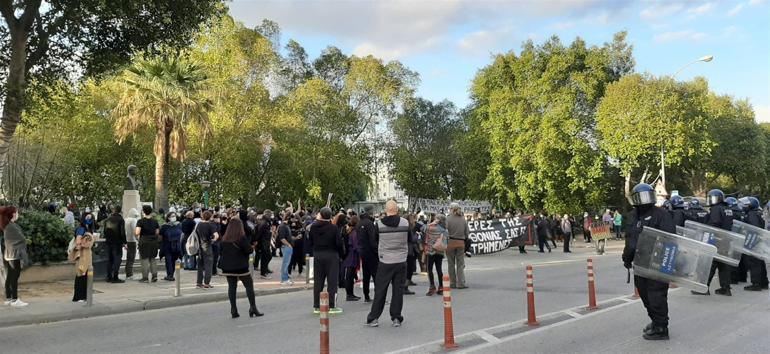 Güney Kıbrıs’ta ortalık karıştı Halk sokağa döküldü... Artık yeter, dayanamıyoruz