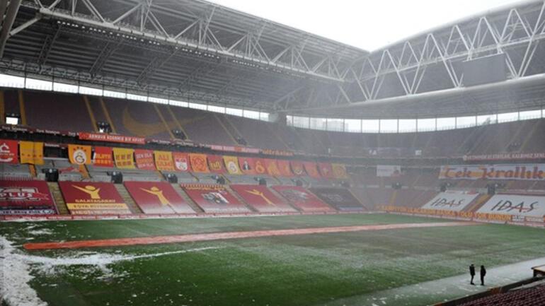 Galatasaray'dan zemin açıklaması! "Camiadan özür diliyoruz"