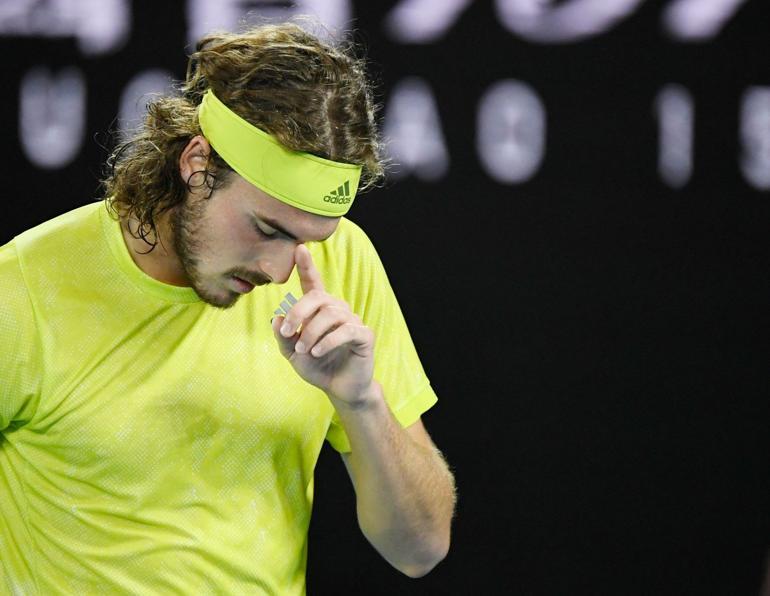 Avustralya Açık'ta Stefanos Tsitsipas sürprizi! Rafael Nadal, kariyerinde 2. kez...