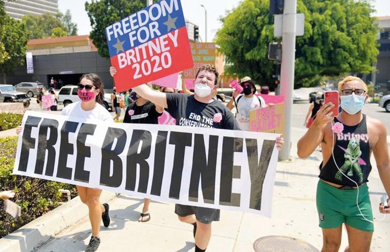 Free Britney Hareketi Barbaros Tapan Kose Yazilari