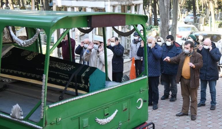 Serpil Barlasa acı veda... Son yolculuğuna uğurlandı