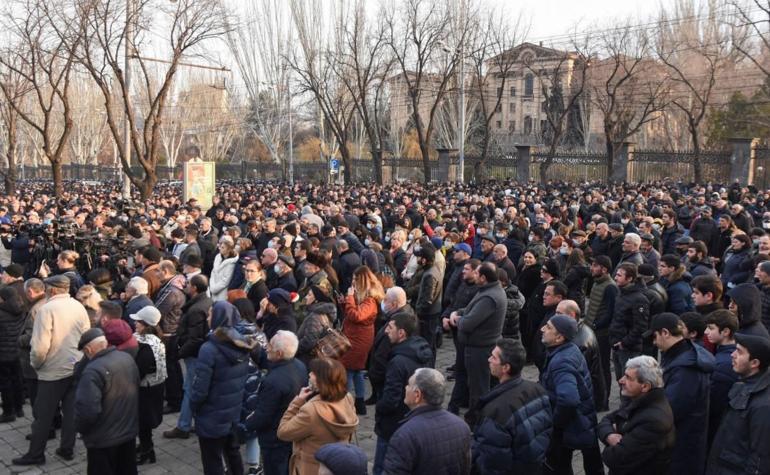 Son dakika haberi: Ermenistan yangın yeri! Ve Putin devreye girdi