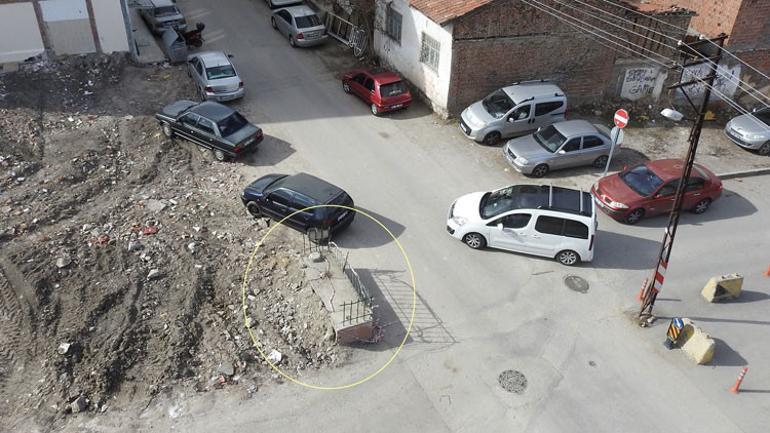 Çorumda dikkat çeken olay Asırlık türbeler tek tek boş çıkıyor...